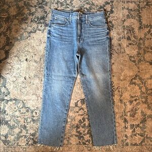 Madewell Women's High-Rise Straight Jeans in Light Blue Wash